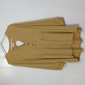 💥NWT Wonderly Mustard Half Button Top